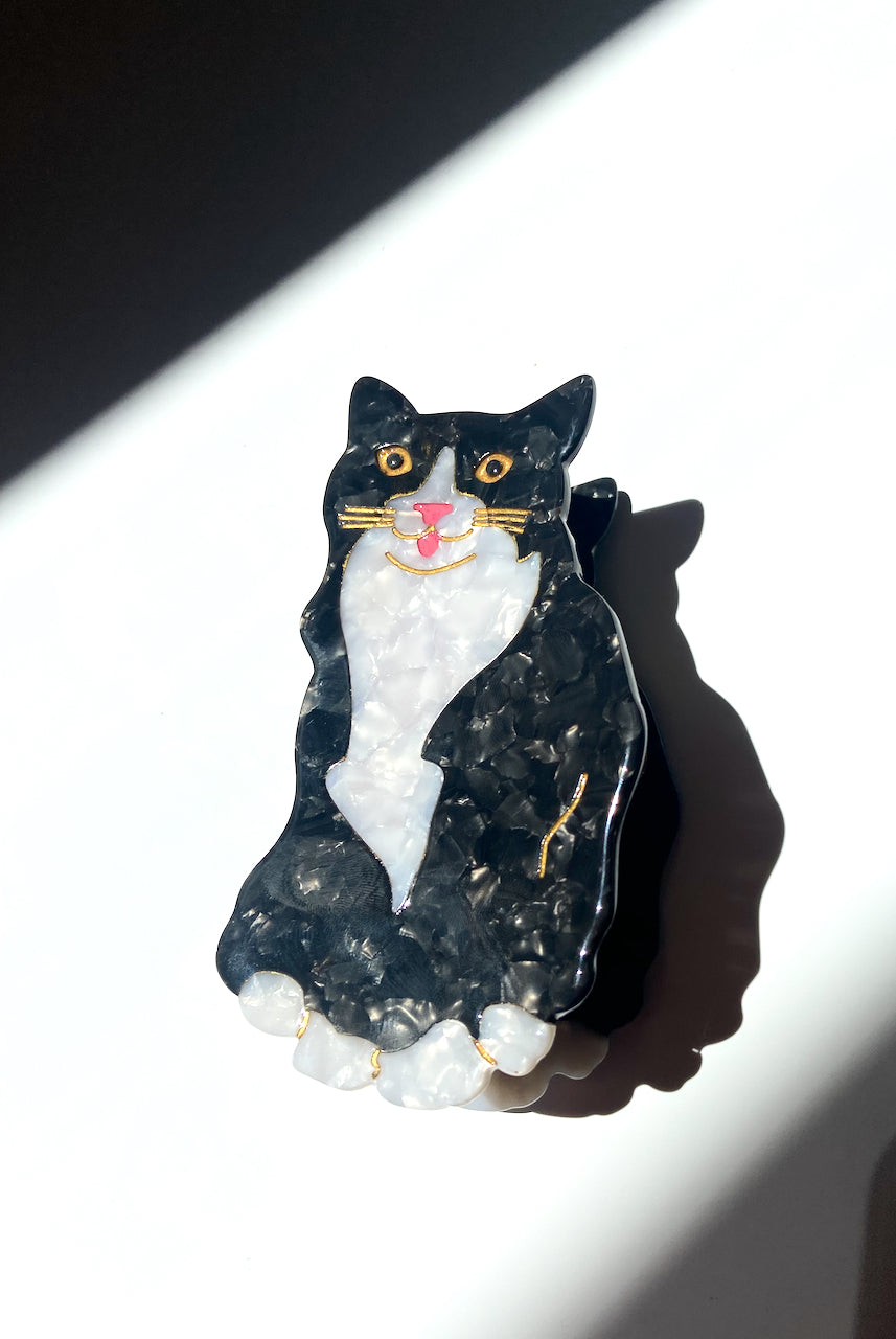 ACCESSORIES Tuxedo Cat Claw Clip Solar Eclipse