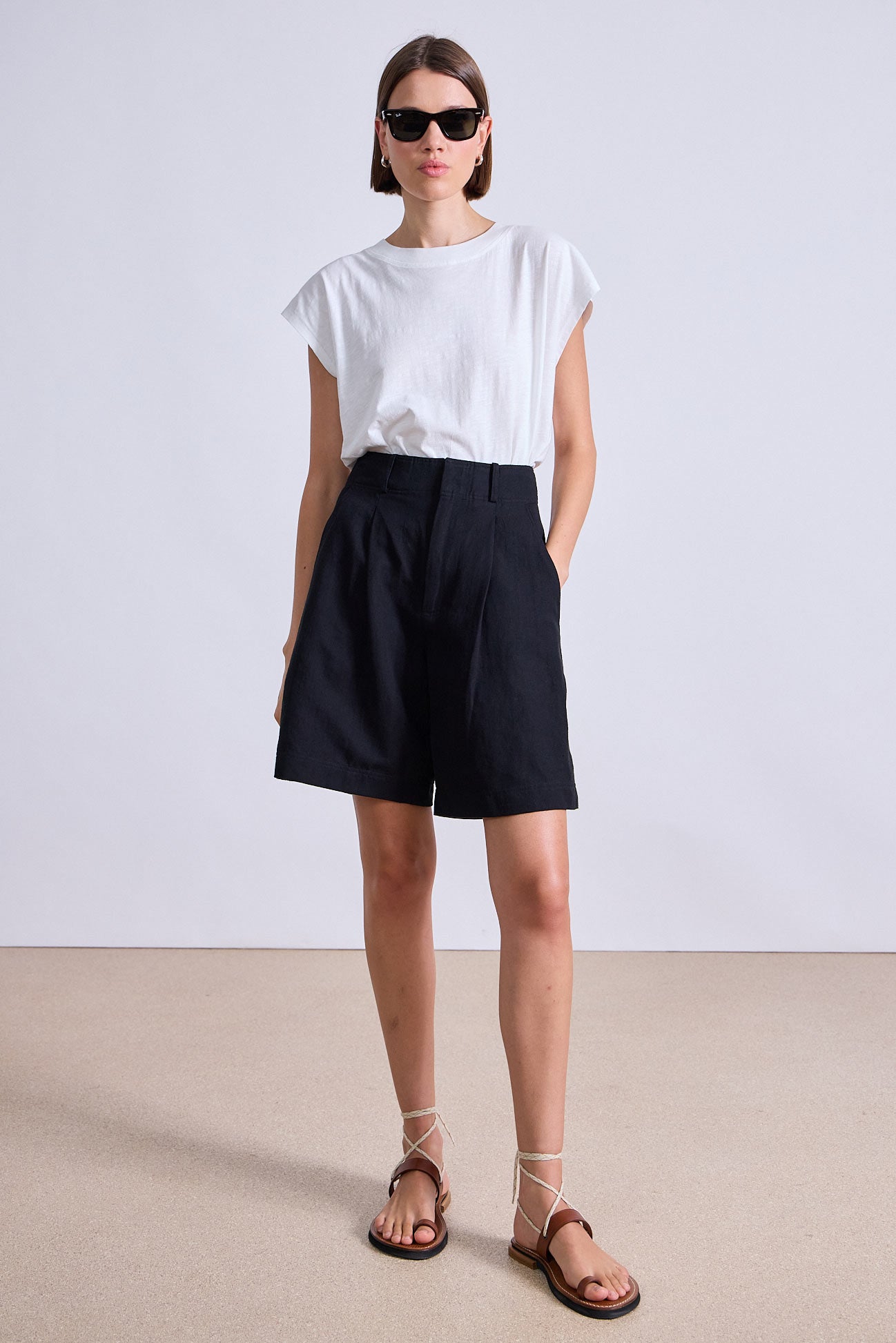 PANTS/SHORTS Bari Midi Short in Black Apiece Apart