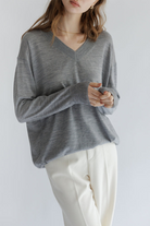 SWEATERS V-Neck Sweater in Light Grey CT Plage