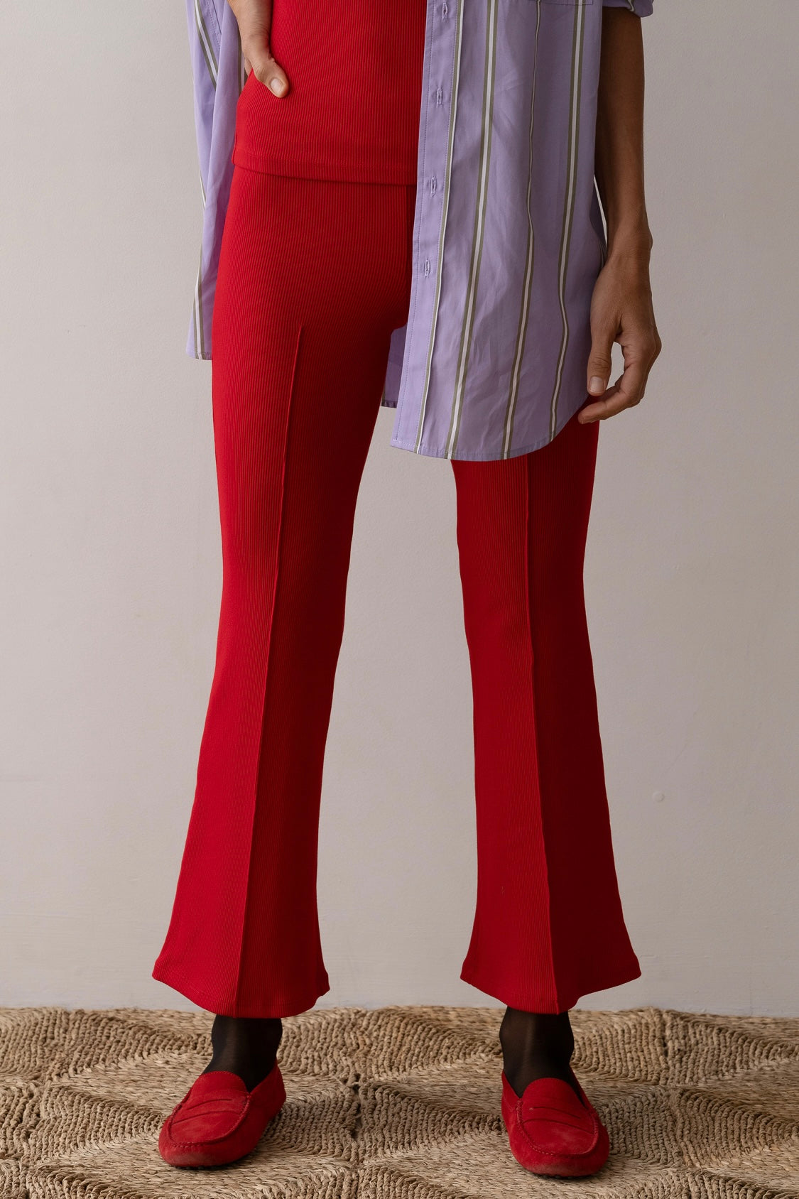 PANTS/SHORTS THE RIB KICK FLARE IN BELL PEPPER Donni