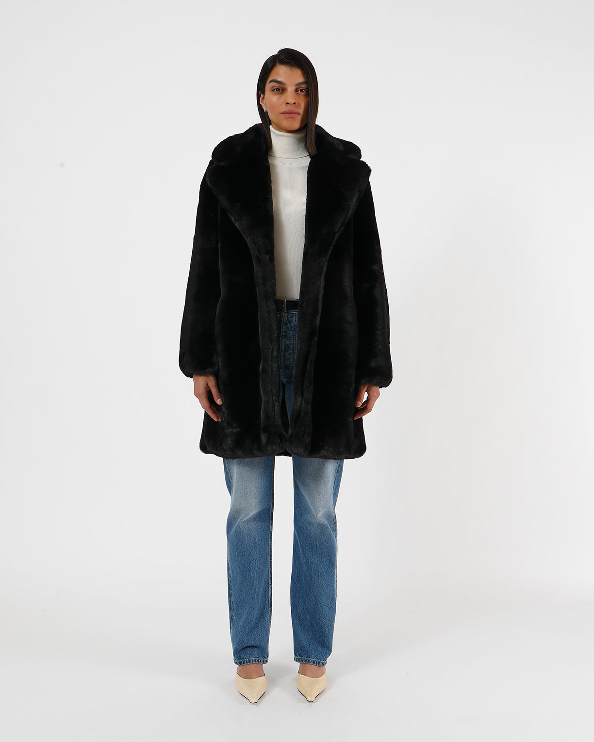 Coats Apparis Stella Coat in Noir Apparis