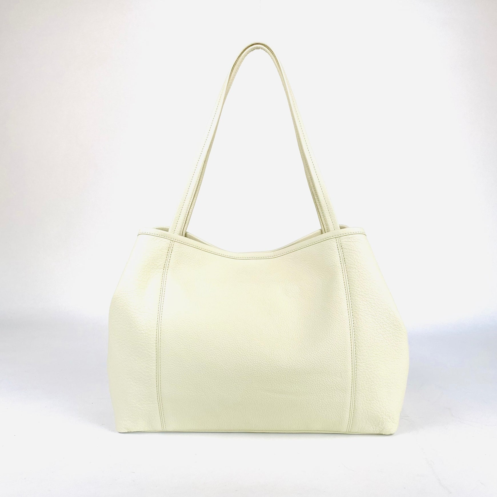 Handbags Orsyn Makena Tote in Milk Orsyn