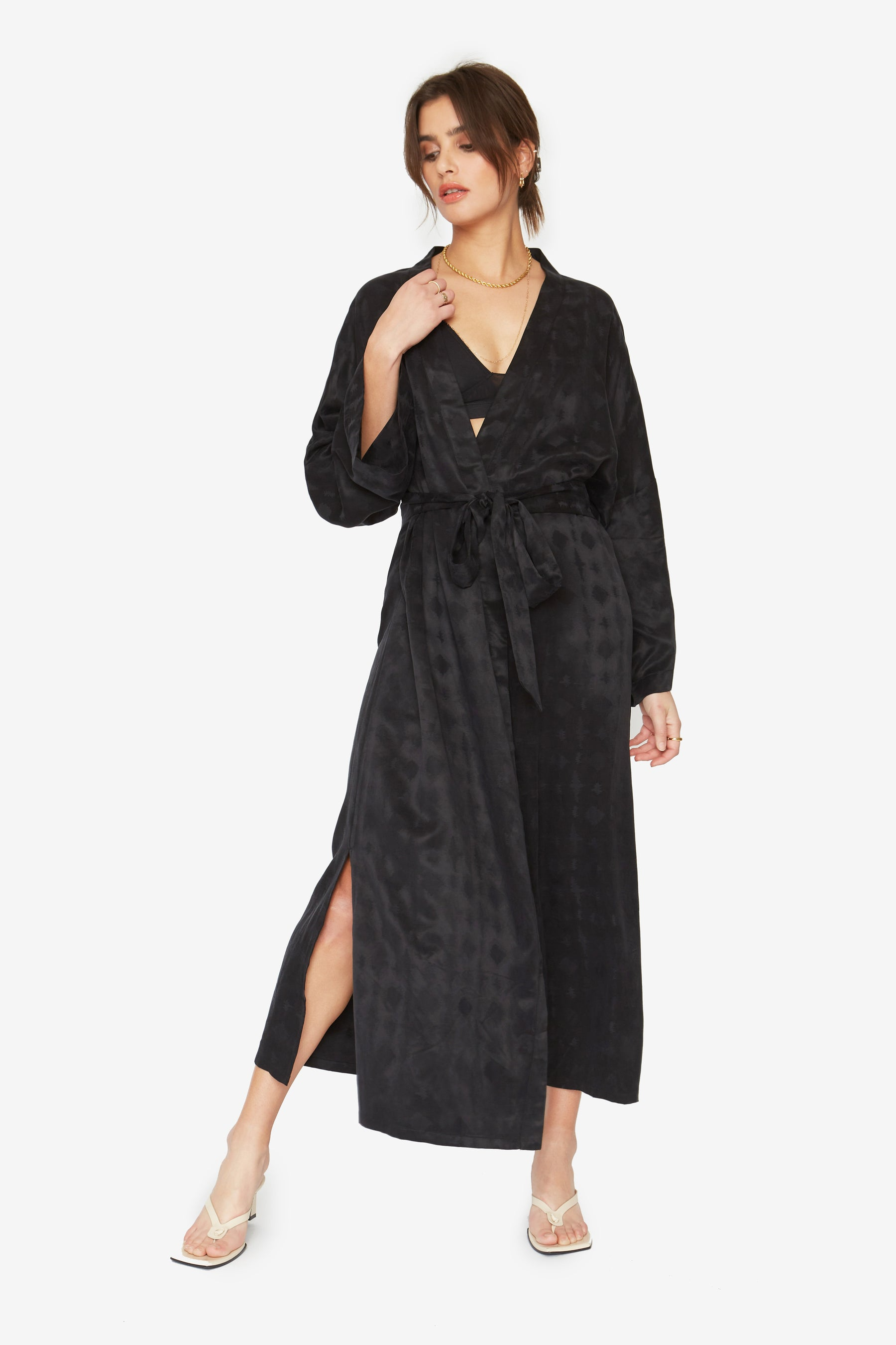 Robes Idle Zig Zag Long Robe in Black Idle