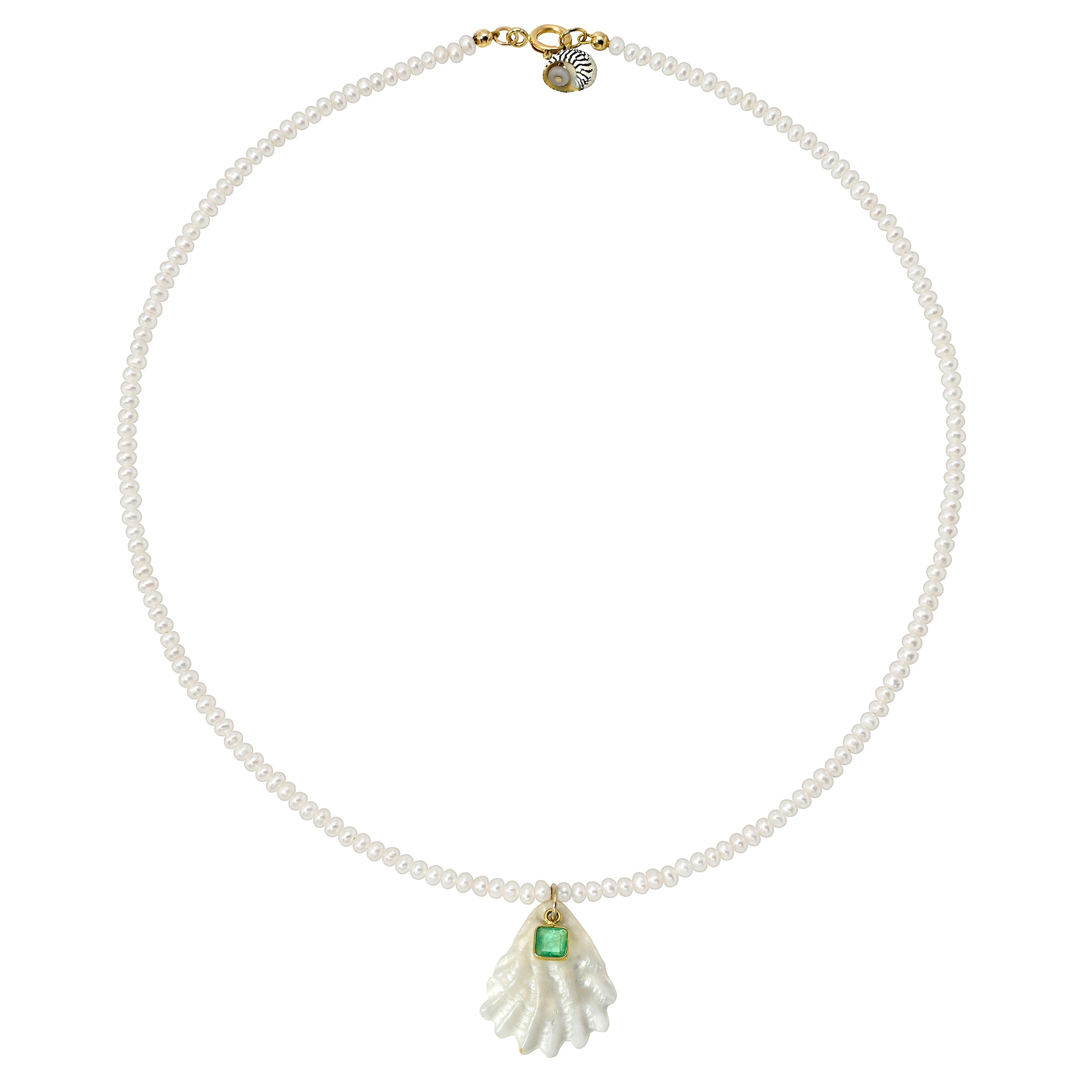 JEWELRY Pearl Necklace with Emerald and Shell Yenden