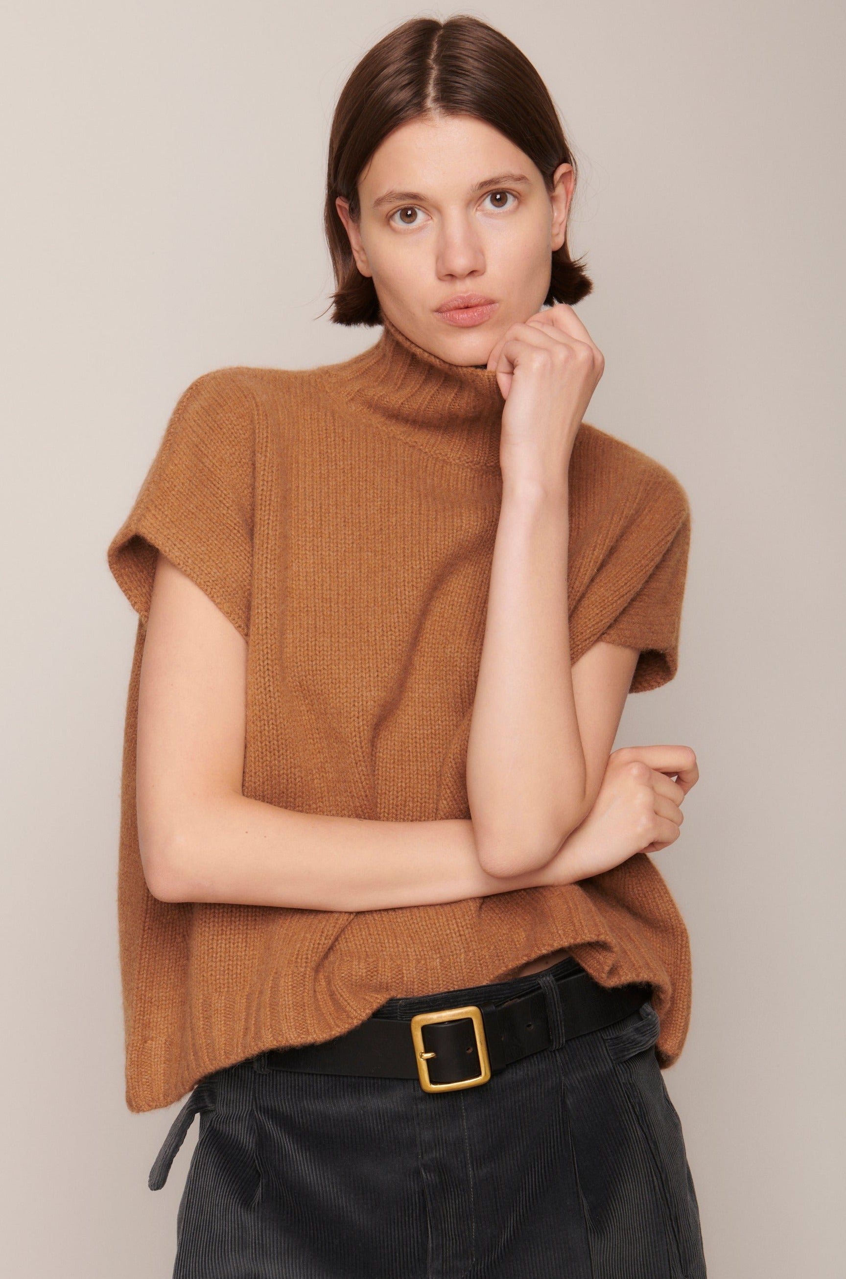 Sweaters Organic by John Patrick T Neck Gilet in Vicuna Organic by John Patrick