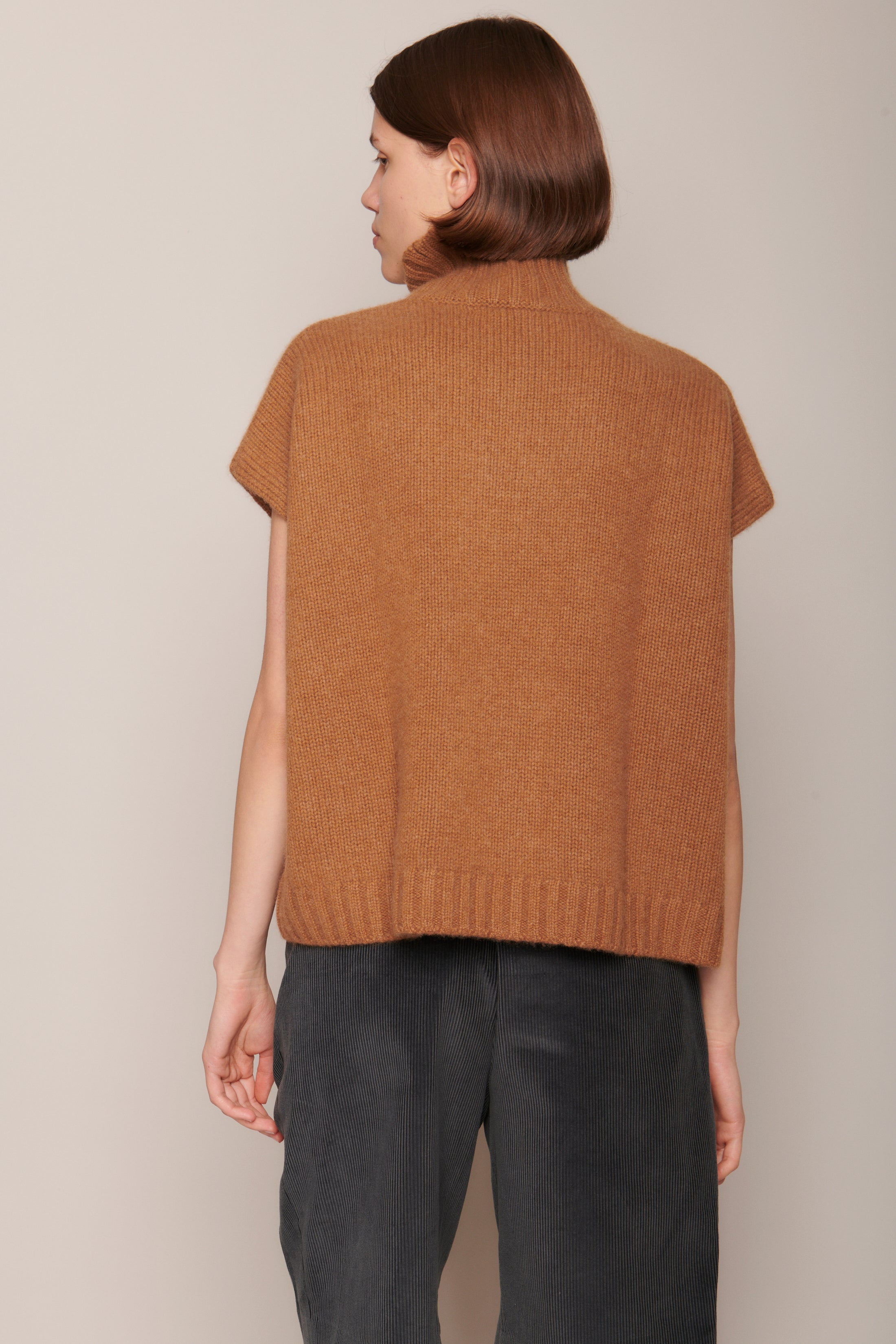 Sweaters Organic by John Patrick T Neck Gilet in Vicuna Organic by John Patrick