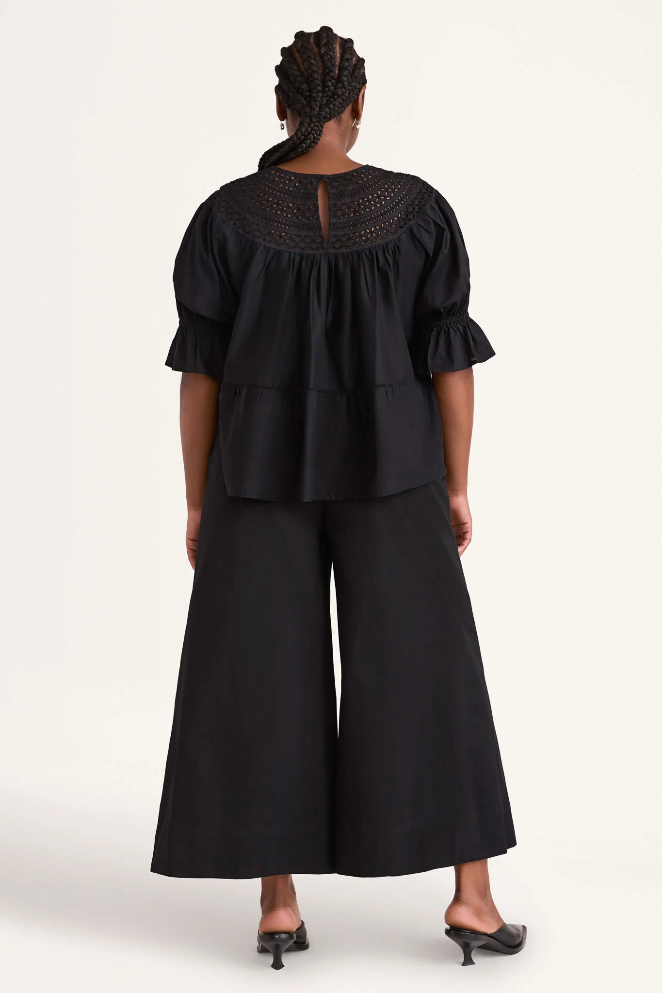 BLOUSES/SHIRTS/TOPS Merlette Sol Eyelet Top in Black Merlette