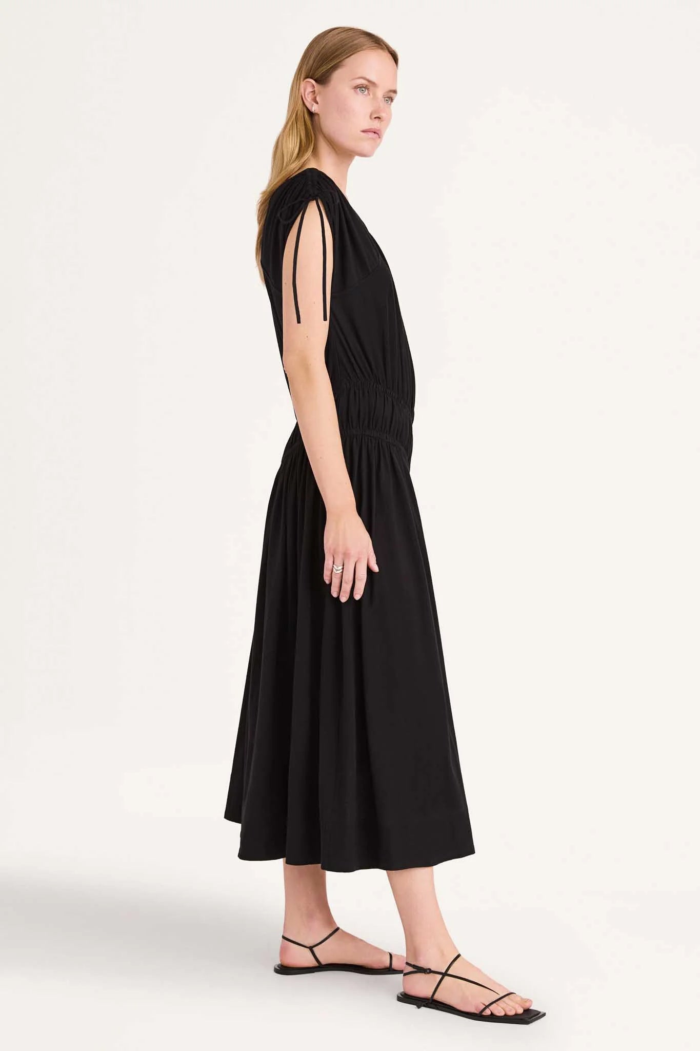 DRESSES/JUMPSUITS Merlette Zephyr Dress in Black Merlette