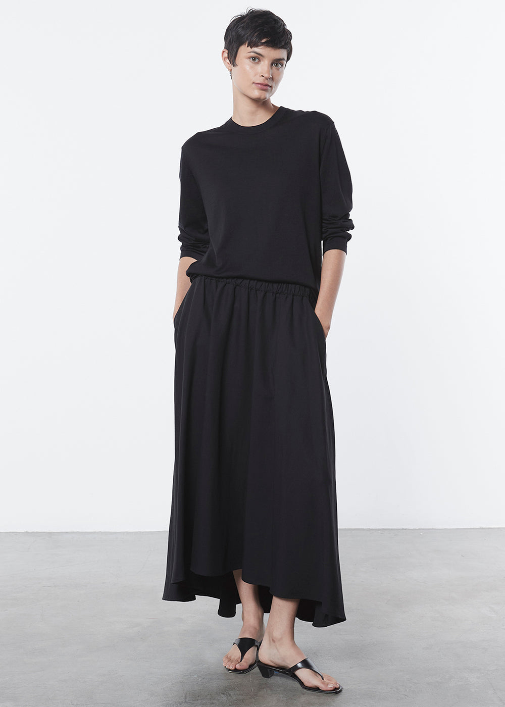 BLOUSES/SHIRTS/TOPS Silk Knit Long Sleeve Tee in Black Enza Costa