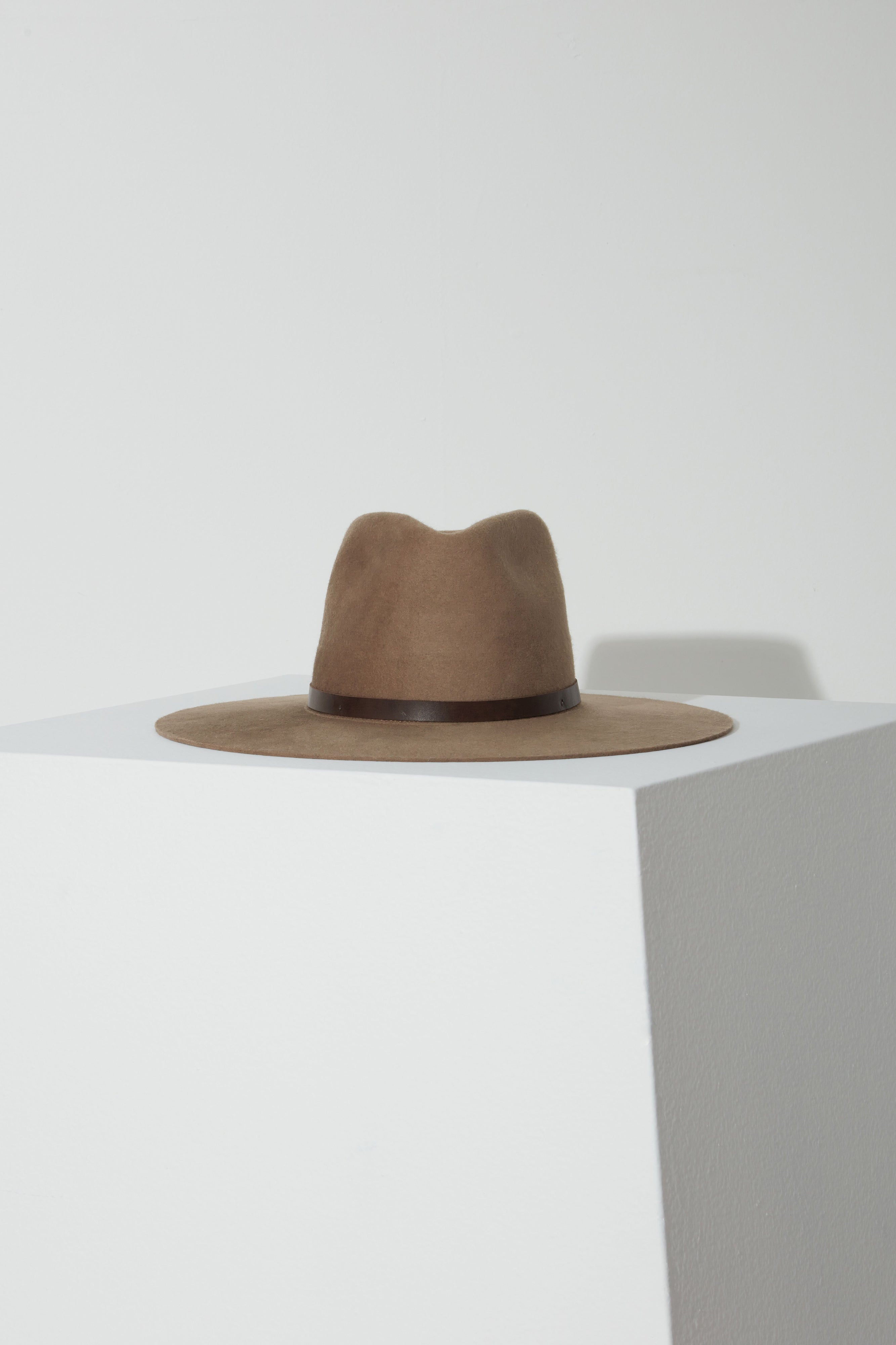 HATS HARLEY HAT IN ALMOND Janessa Leone