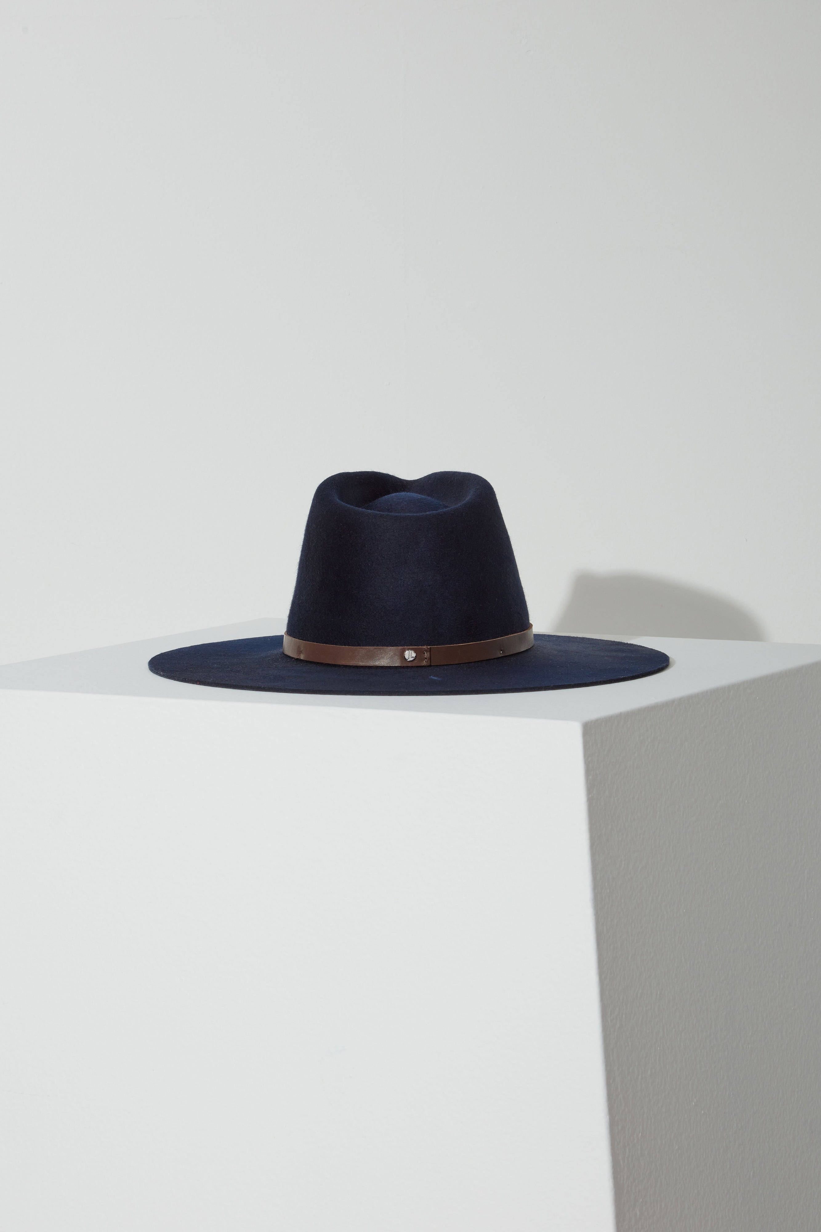 HATS HARLEY HAT IN DEEP NAVY Janessa Leone