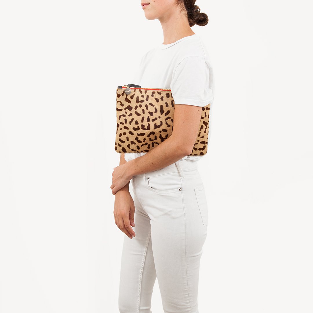 Handbags Clare V. Flat Clutch in Cat Clare V.